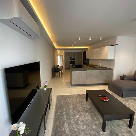 Tigne Sliema Three Bedrooms Apartment Екстер'єр фото
