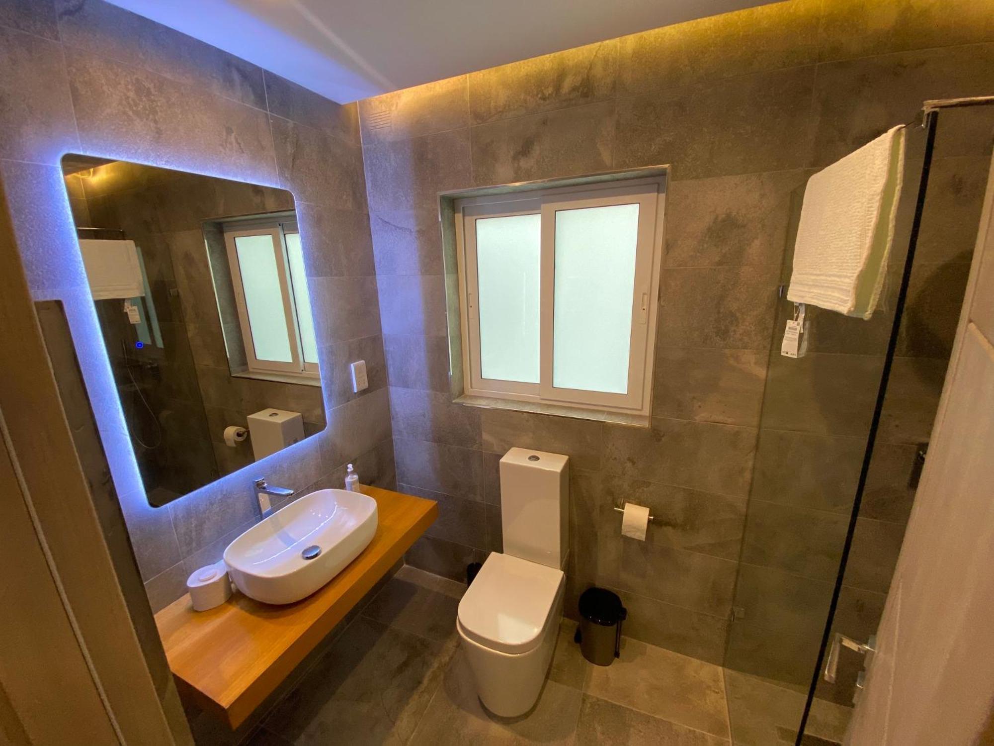 Tigne Sliema Three Bedrooms Apartment Екстер'єр фото