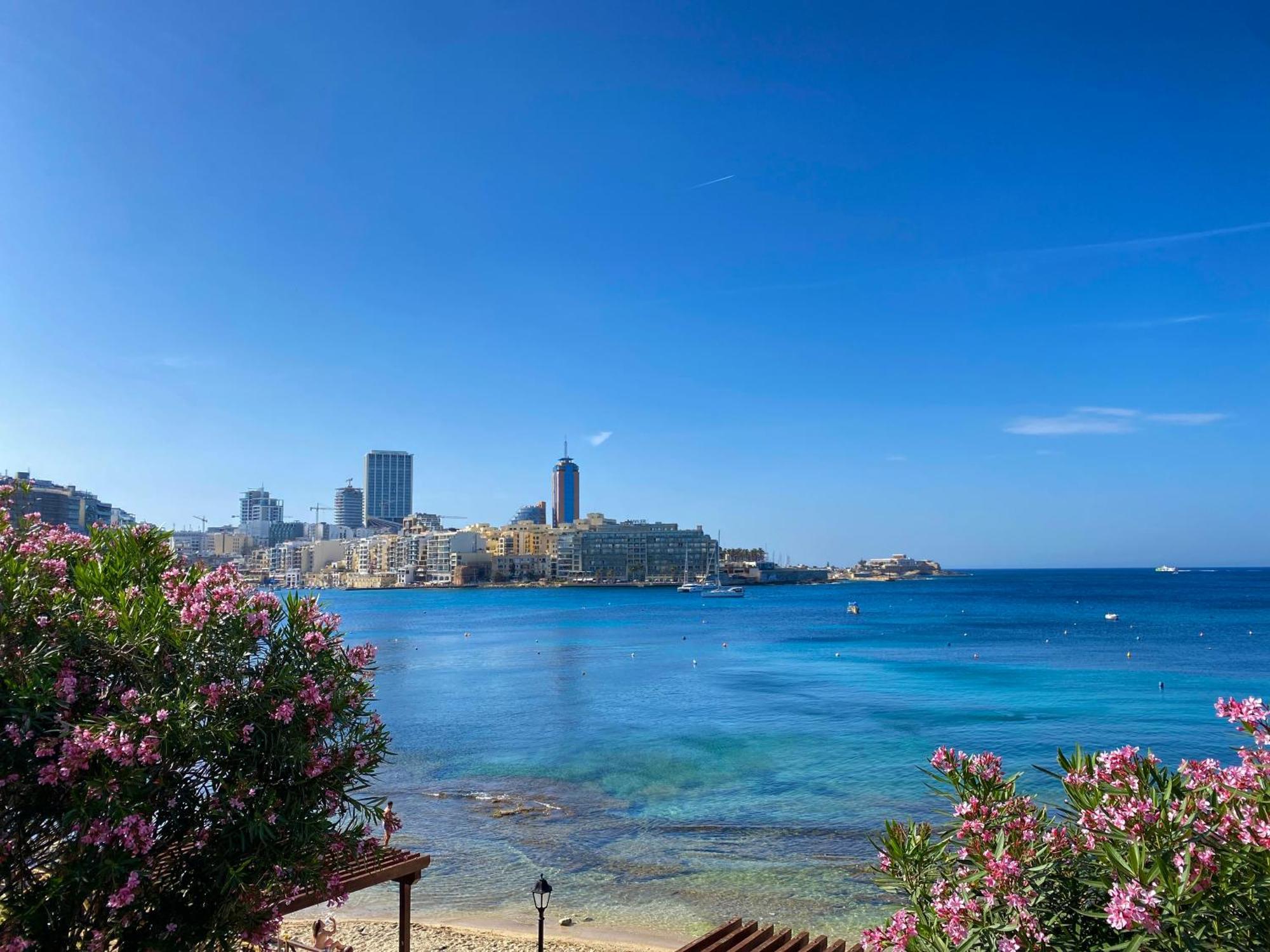 Tigne Sliema Three Bedrooms Apartment Екстер'єр фото